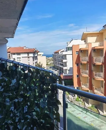 Apartman F 207 Del Sol - просторно студио с кухня Primorszko