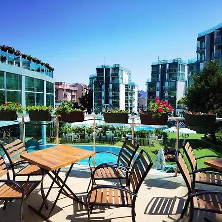 F 207 Del Sol - просторно студио с кухня Apartment Primorsko