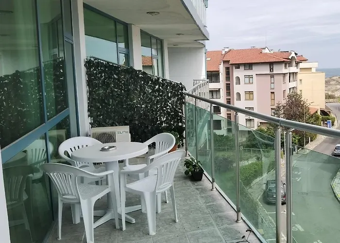 Apartment F 207 Del Sol - просторно студио с кухня Primorsko